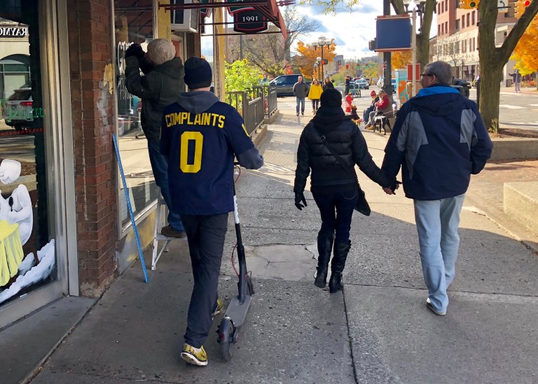 52278EED-0313-46D8-A597-3C2ABF4CD2B1