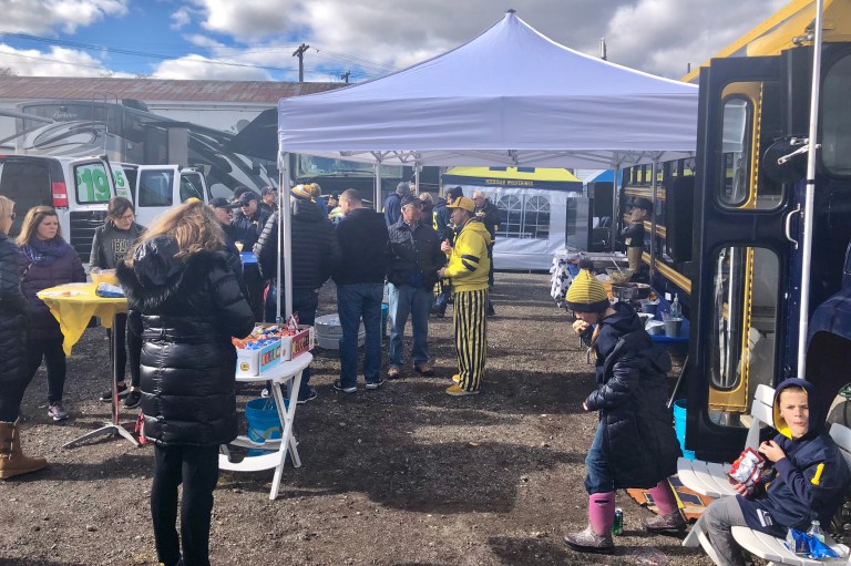 5FB22AF0-00AC-4D29-909B-F4D570909FE9