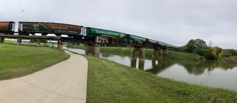 A0081D5A-1C3C-4005-A0EB-869287958671