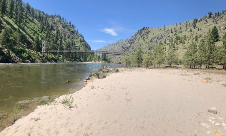 A8A7F69C-0E8B-4DC8-A63B-4117DA18044F